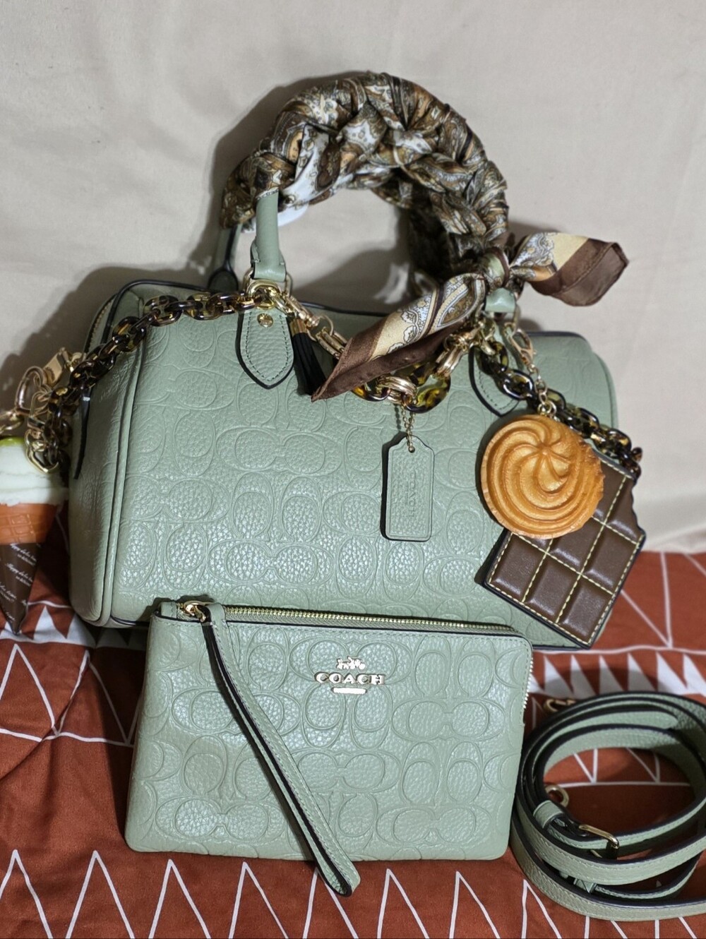 Coach Pistachio Embossed Rowan & matching wristlet - Picture 3 of 13